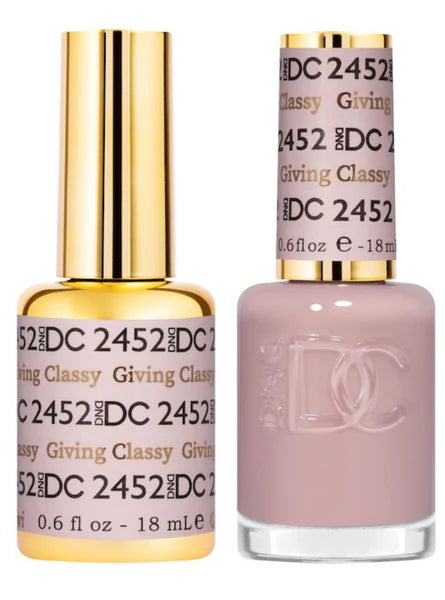 DC Duo - 2452 Giving Classy